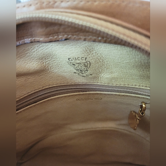 Gucci Micro GG Crossbody - Picture 9 of 16